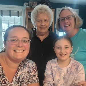 Meet your Posher, Melanie